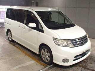 Nissan Serena 2010