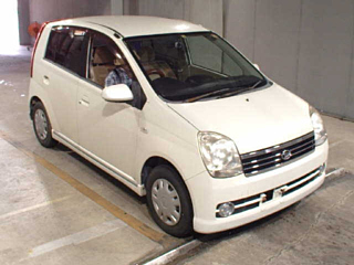 Daihatsu Mira 2006
