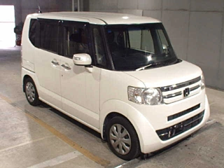 Honda N-BOX 2016