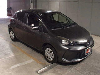 Toyota Vitz 2015