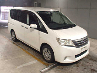 Nissan Serena 2011