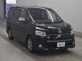 Toyota Voxy 2009