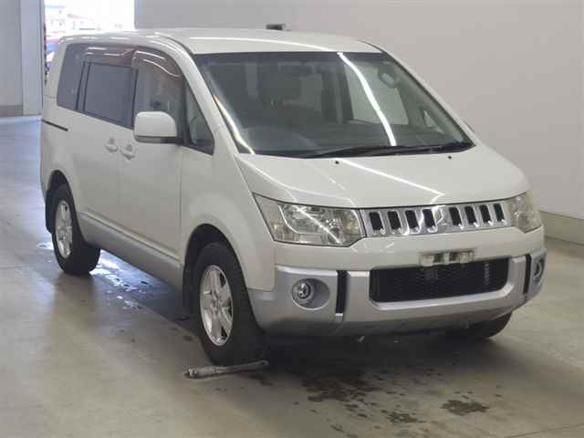 Mitsubishi Delica
