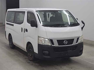 Nissan Caravan 2017