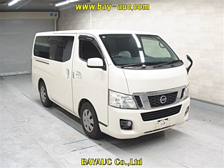 Nissan Caravan 2015