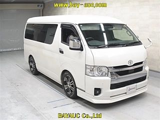 TOYOTA HIACE