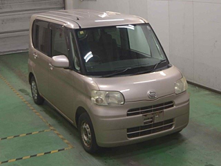 DAIHATSU TANTO 2009