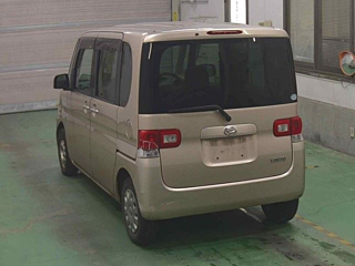 DAIHATSU TANTO 2009