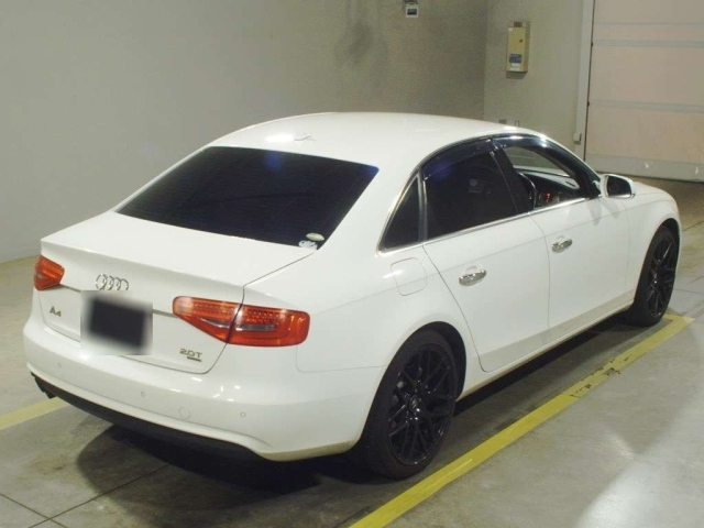 AUDI A4 2013