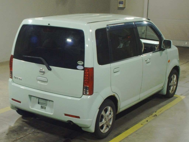 NISSAN OTTI 2011