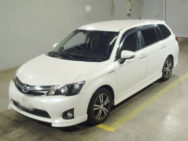 TOYOTA COROLLA FIELDER 2014