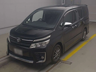 TOYOTA VOXY 2015