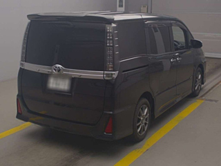 TOYOTA VOXY 2015