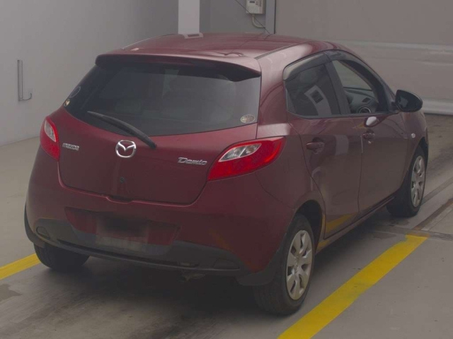 MAZDA DEMIO 2013