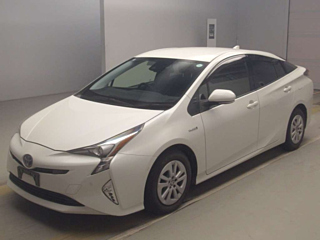 TOYOTA PRIUS 2018