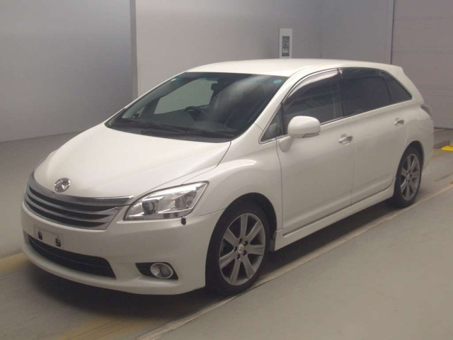 TOYOTA MARK X ZIO 2010