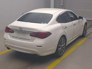 NISSAN FUGA 2015