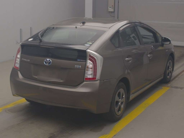 TOYOTA PRIUS 2014