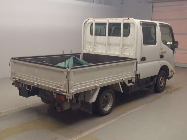 TOYOTA DYNA 2012
