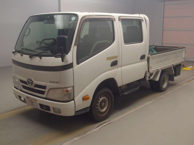 TOYOTA DYNA 2012