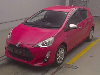 TOYOTA AQUA 2014