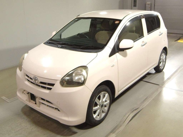TOYOTA PIXIS EPOCH 2012