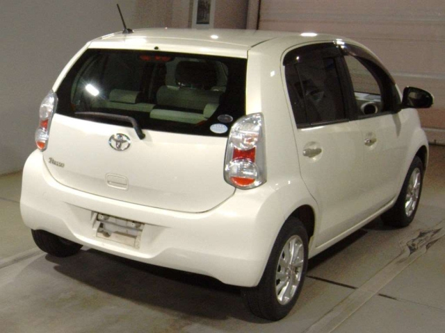 TOYOTA PASSO 2010