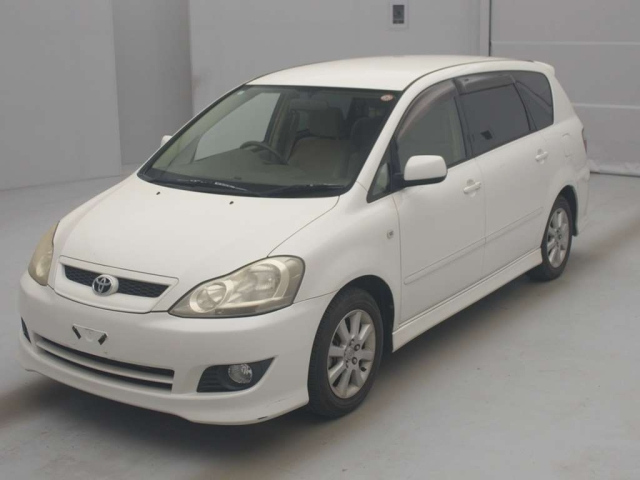 TOYOTA IPSUM 2008
