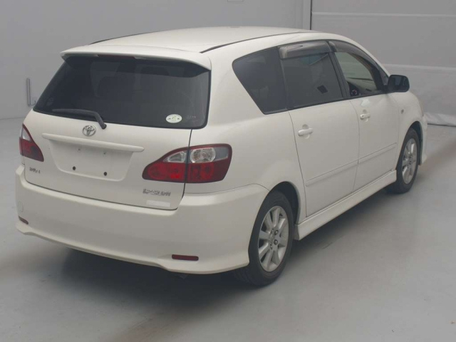 TOYOTA IPSUM 2008