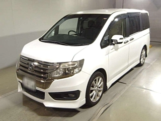 HONDA STEP WAGON 2014