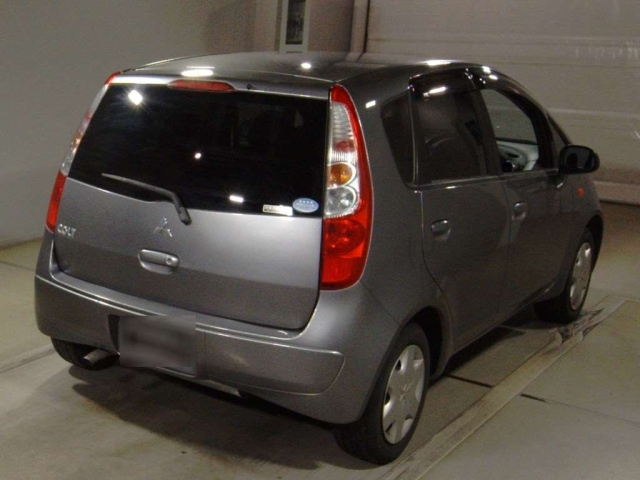 MITSUBISHI COLT 2012