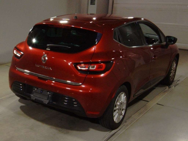 RENAULT LUTECIA 2017