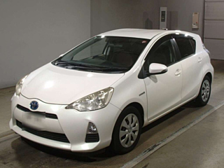 TOYOTA AQUA 2012