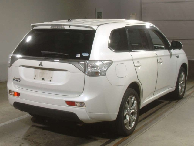 MITSUBISHI OUTLANDER PHEV 2014