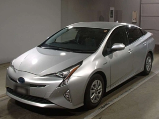 TOYOTA PRIUS 2018