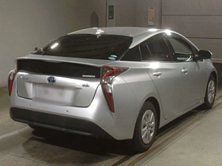 TOYOTA PRIUS 2018