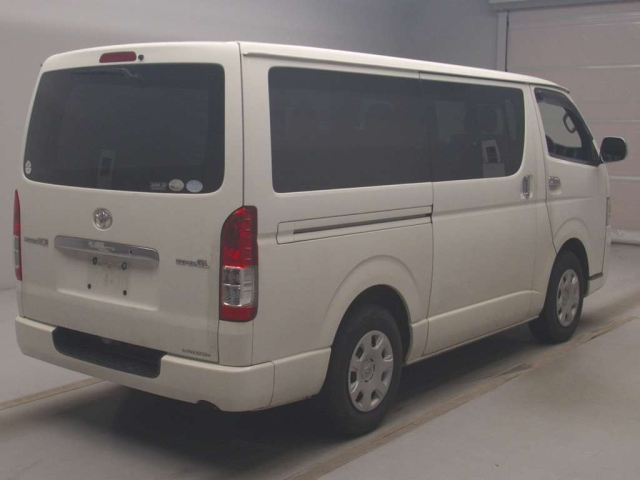TOYOTA REGIUS ACE VAN 2017