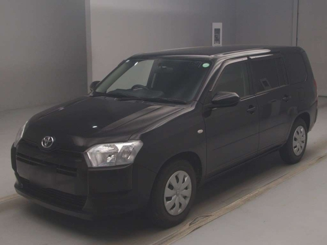 TOYOTA PROBOX 2023