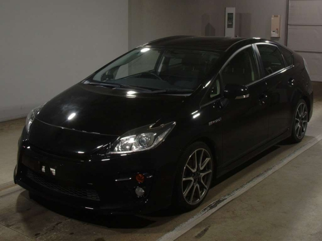 TOYOTA PRIUS 2012