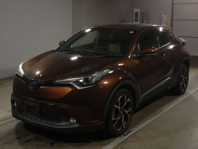 TOYOTA C-HR 2016