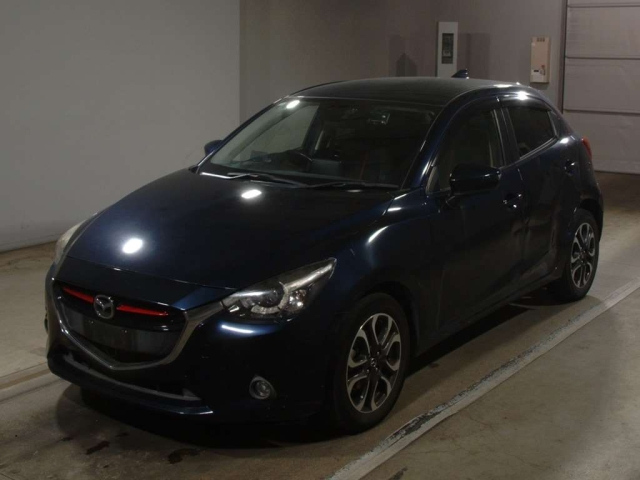 MAZDA DEMIO 2016