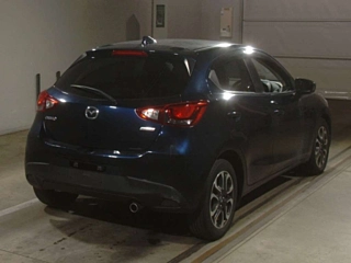 MAZDA DEMIO 2016