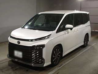 TOYOTA VOXY 2024