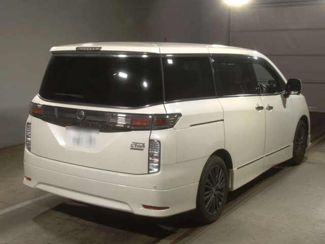 NISSAN ELGRAND 2016