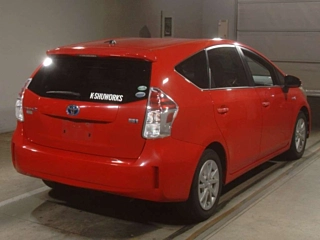TOYOTA PRIUS ALPHA 2015