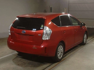 TOYOTA PRIUS ALPHA 2014