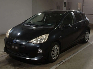 TOYOTA AQUA 2013
