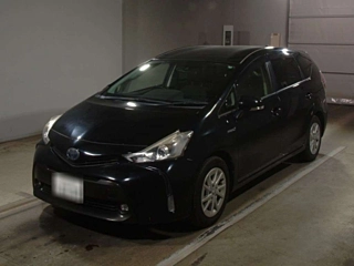 TOYOTA PRIUS ALPHA 2015