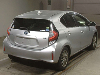 TOYOTA AQUA 2018