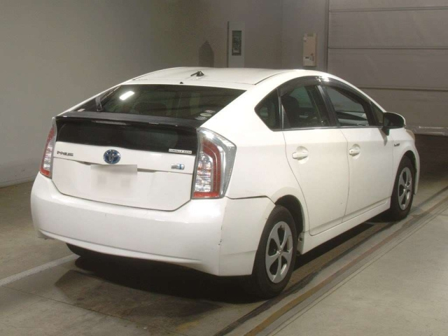 TOYOTA PRIUS 2012